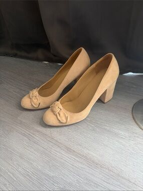 Classic Beige/light pink  Suede Block Heel Pumps - Elegant Women's Court Shoes